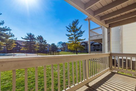 Tiny photo for 2727 Greystone Drive A #A, Columbus, OH 43220 (MLS # 226005839)