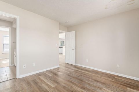 Tiny photo for 2727 Greystone Drive A #A, Columbus, OH 43220 (MLS # 226005839)