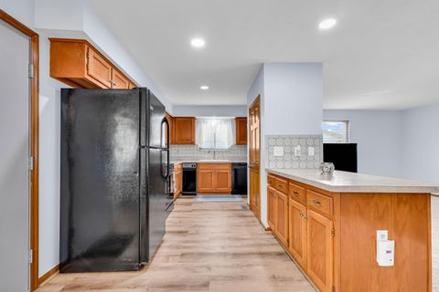 Tiny photo for 701 Hunters Run, Gahanna, OH 43230 (MLS # 225046206)