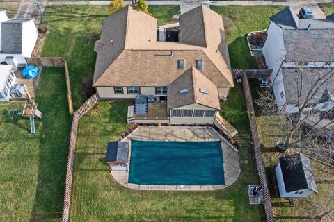 Tiny photo for 701 Hunters Run, Gahanna, OH 43230 (MLS # 225046206)