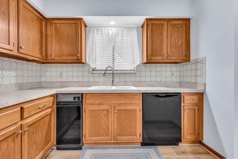 Tiny photo for 701 Hunters Run, Gahanna, OH 43230 (MLS # 225046206)