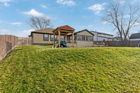 Tiny photo for 701 Hunters Run, Gahanna, OH 43230 (MLS # 225046206)