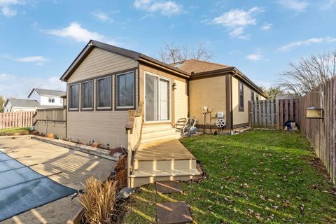 Tiny photo for 701 Hunters Run, Gahanna, OH 43230 (MLS # 225046206)
