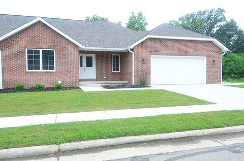 Photo of 2261 Talon Place, Marion, OH 43302 (MLS # 225025275)
