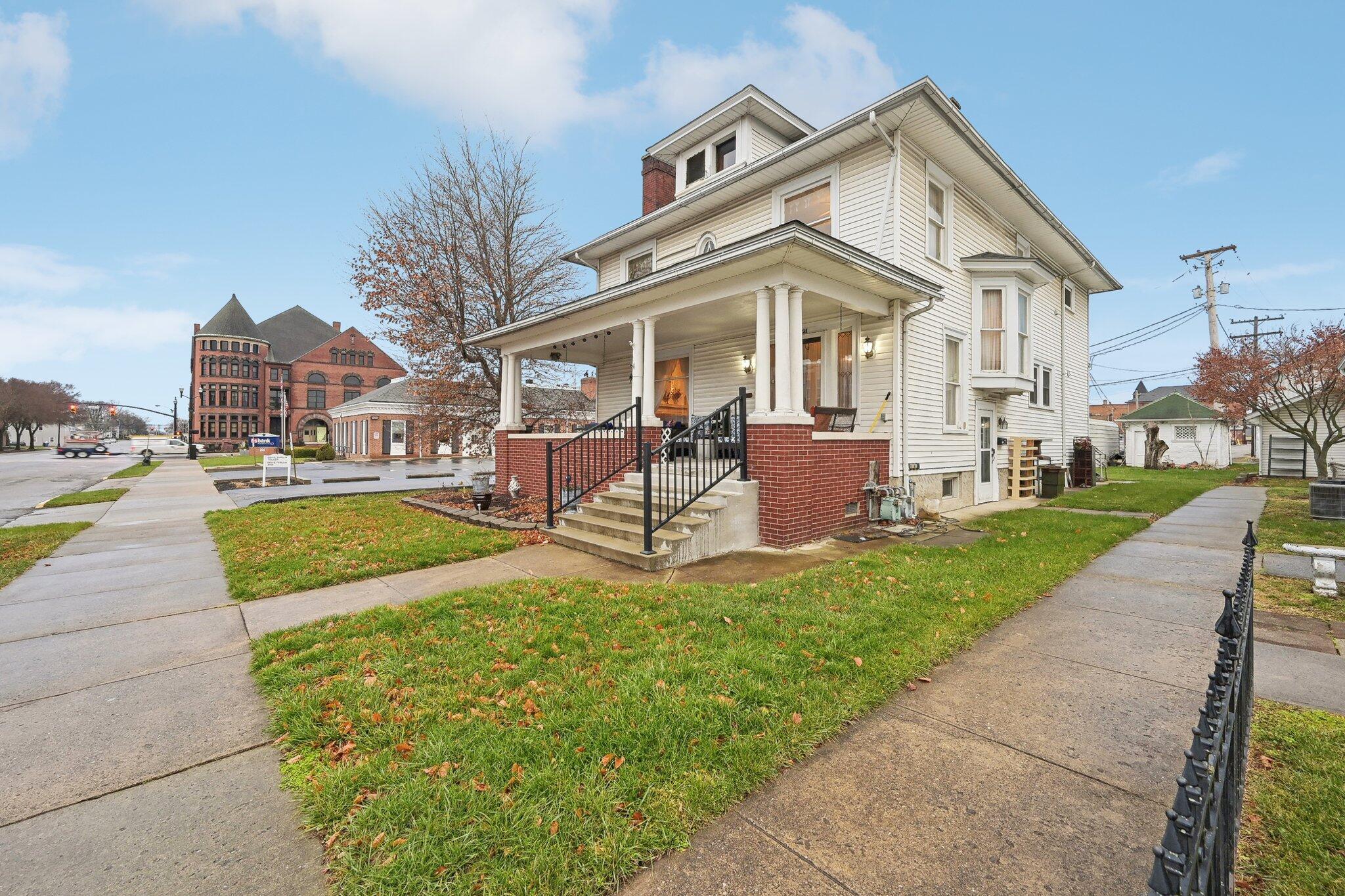 121 N Pickaway Street, Circleville, Ohio image 2