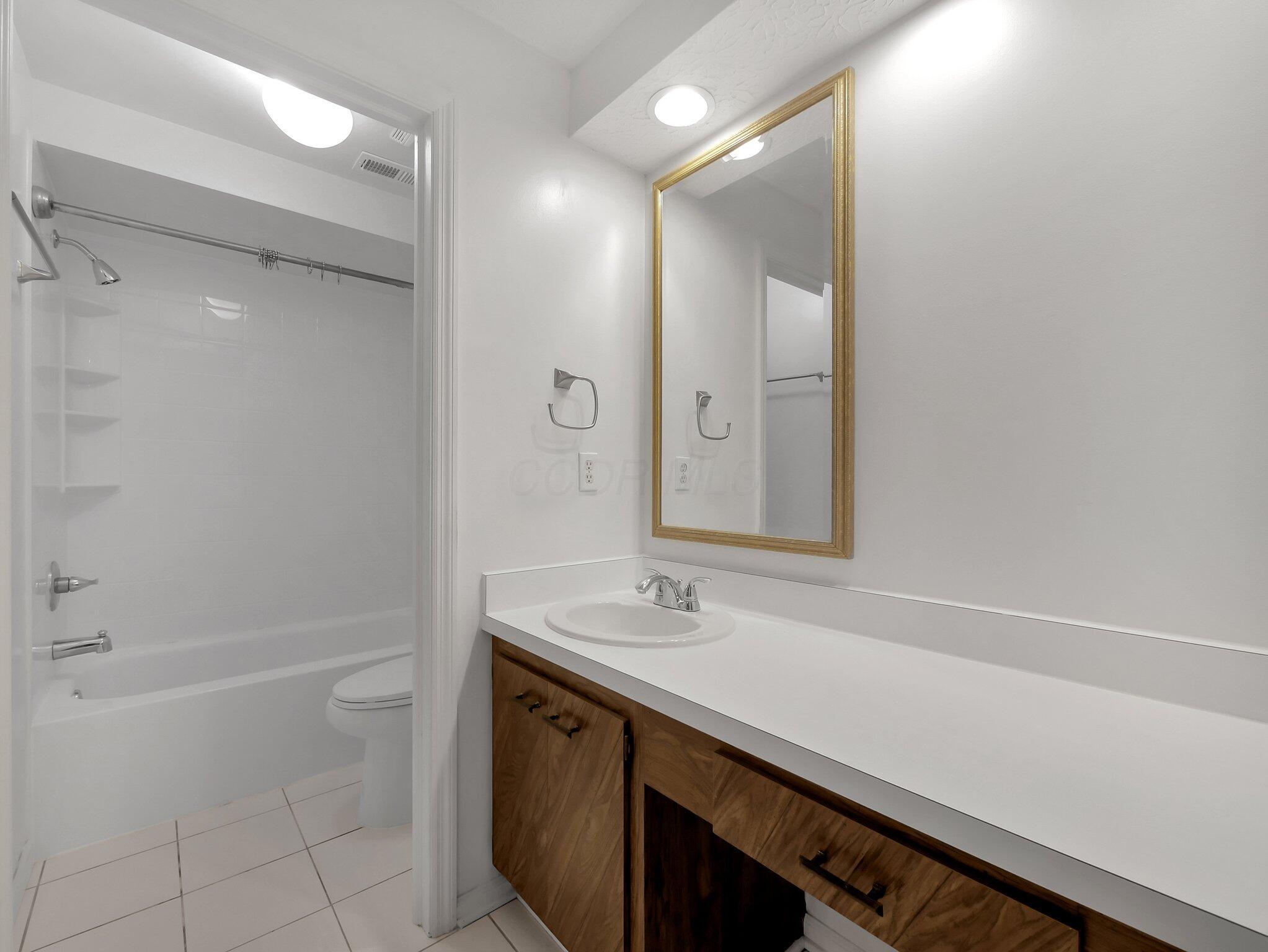 5610 Scepter Place, Columbus, Ohio image 25