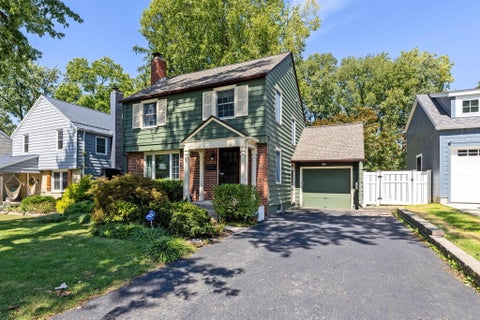 Photo of 374 Loveman Avenue, Worthington, OH 43085 (MLS # 226035534)