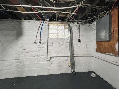 Tiny photo for 1461 Aberdeen Avenue, Columbus, OH 43211 (MLS # 225037436)