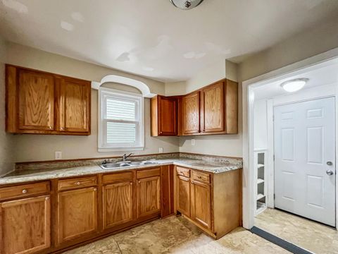 Tiny photo for 1461 Aberdeen Avenue, Columbus, OH 43211 (MLS # 225037436)