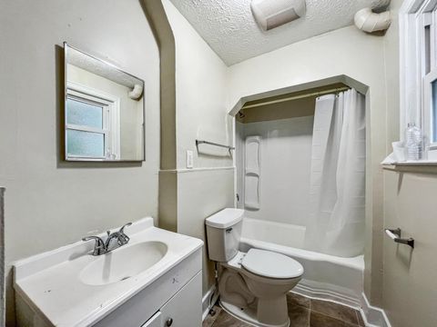 Tiny photo for 1461 Aberdeen Avenue, Columbus, OH 43211 (MLS # 225037436)