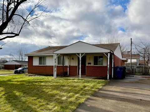 Tiny photo for 3747 Ferman Road, Columbus, OH 43207 (MLS # 225045387)
