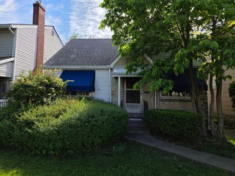 Photo of 584 Chestershire Road, Columbus, OH 43204 (MLS # 226017272)