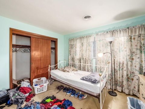 Tiny photo for 2736 Eastminster Road, Columbus, OH 43209 (MLS # 225044865)