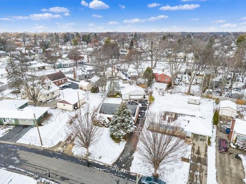 Tiny photo for 2736 Eastminster Road, Columbus, OH 43209 (MLS # 225044865)