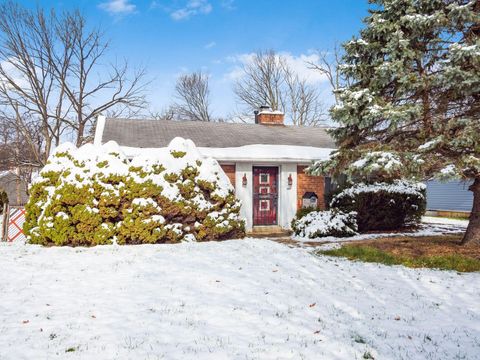 Tiny photo for 2736 Eastminster Road, Columbus, OH 43209 (MLS # 225044865)