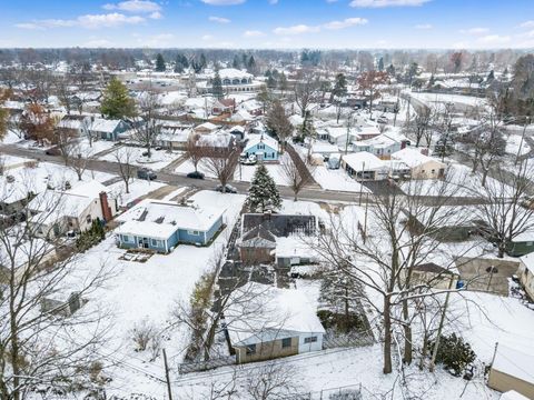 Tiny photo for 2736 Eastminster Road, Columbus, OH 43209 (MLS # 225044865)