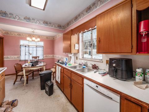 Tiny photo for 2736 Eastminster Road, Columbus, OH 43209 (MLS # 225044865)