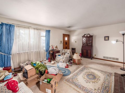 Tiny photo for 2736 Eastminster Road, Columbus, OH 43209 (MLS # 225044865)