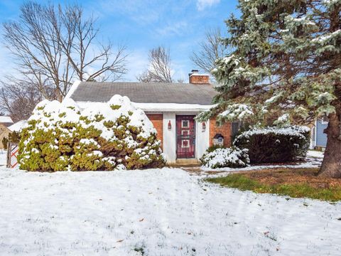 Tiny photo for 2736 Eastminster Road, Columbus, OH 43209 (MLS # 225044865)