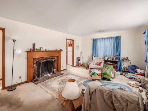 Tiny photo for 2736 Eastminster Road, Columbus, OH 43209 (MLS # 225044865)