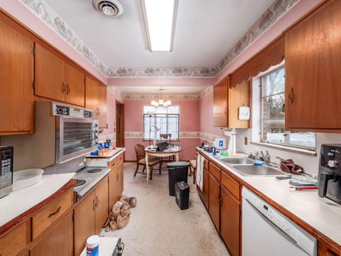 Tiny photo for 2736 Eastminster Road, Columbus, OH 43209 (MLS # 225044865)