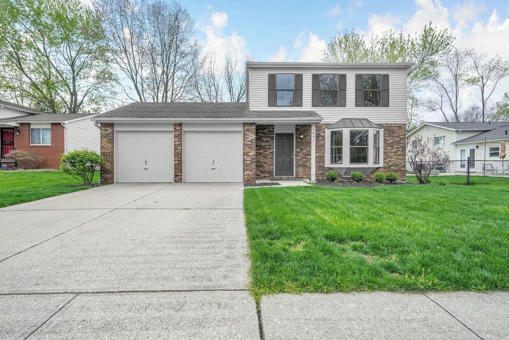 Photo of 1841 Ibson Drive, Powell, OH 43065 (MLS # 226011770)