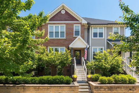 Photo of 1098 Oregon Avenue 2 #2, Columbus, OH 43201 (MLS # 226019368)