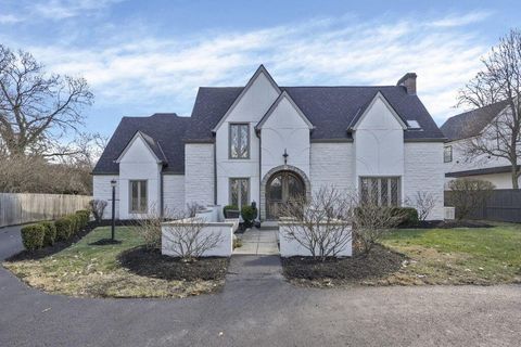 Photo of 484 N Parkview Avenue, Bexley, OH 43209 (MLS # 226004550)