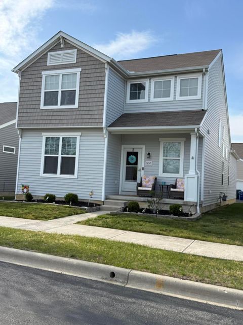 Photo of 5652 Long Branch Place, Columbus, OH 43228 (MLS # 226013131)