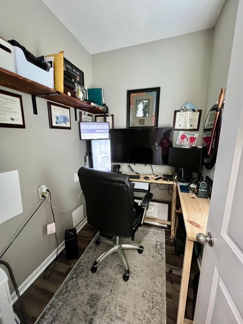 Tiny photo for 5652 Long Branch Place, Columbus, OH 43228 (MLS # 226013131)