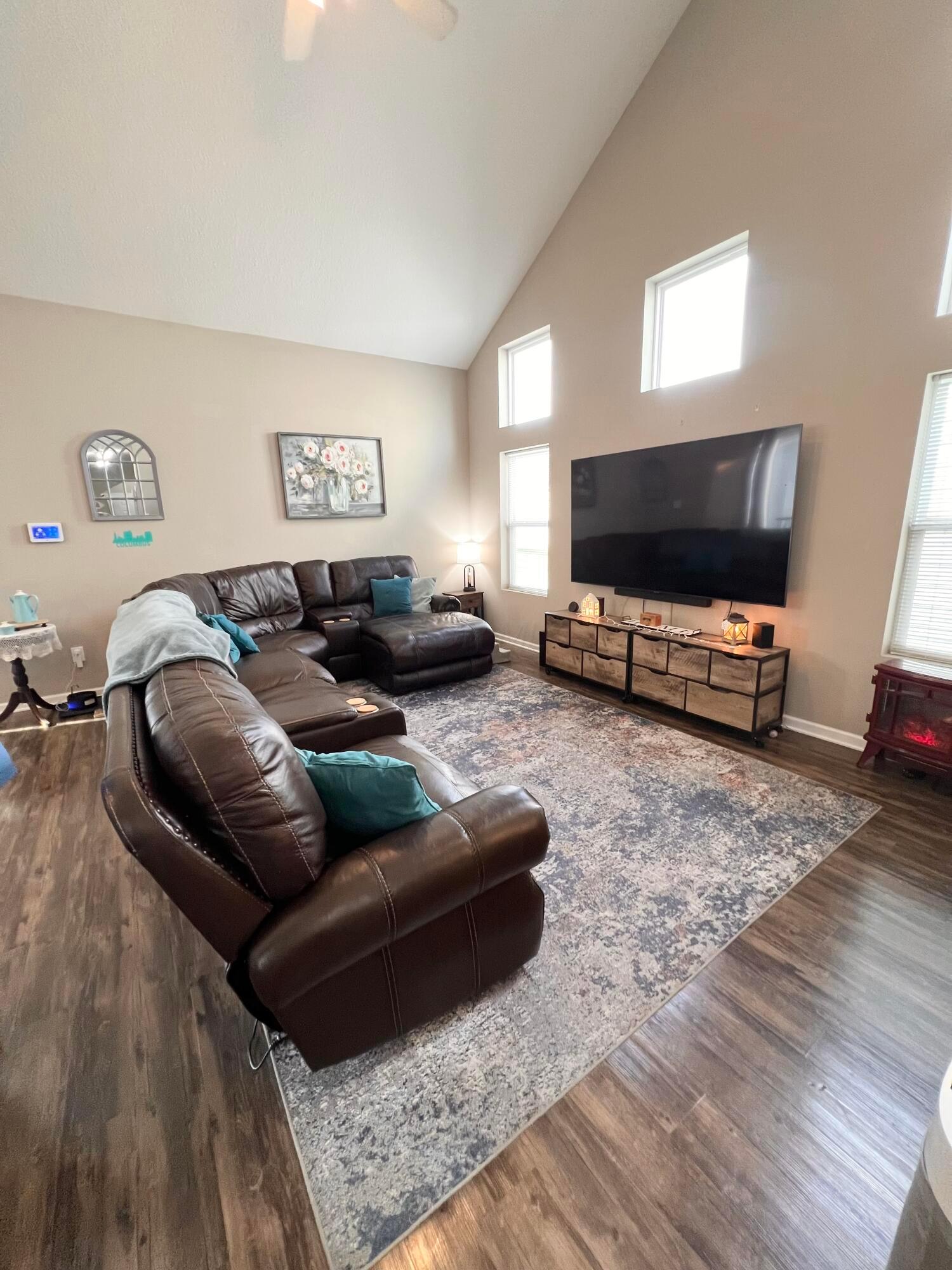 5652 Long Branch Place