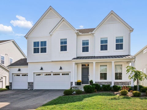 Photo of 7102 Gelderland Drive, Hilliard, OH 43026 (MLS # 226033503)