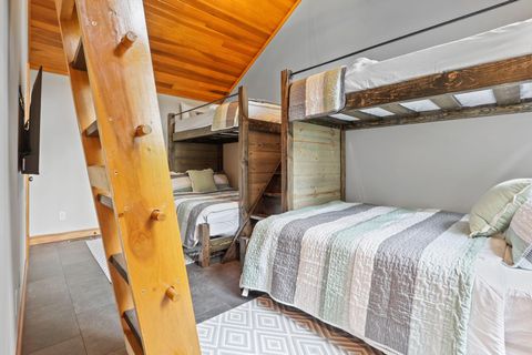 Tiny photo for 29030 Rockstull Road, Sugar Grove, OH 43155 (MLS # 226005509)