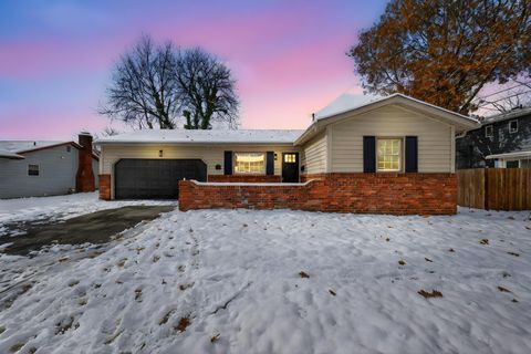 Photo of 5357 Torchwood Loop W, Columbus, OH 43229 (MLS # 225045012)