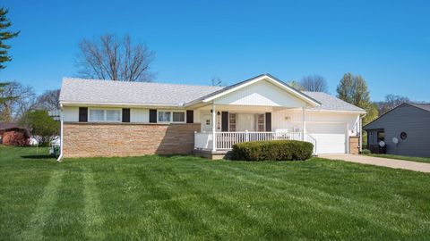 Photo of 1165 W Taylor Street, Zanesville, OH 43701 (MLS # 226011366)