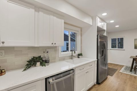 Tiny photo for 4374 Scenic Drive, Columbus, OH 43214 (MLS # 226000620)