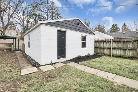 Tiny photo for 4374 Scenic Drive, Columbus, OH 43214 (MLS # 226000620)