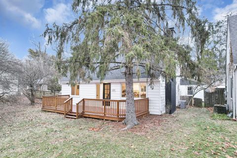 Tiny photo for 4374 Scenic Drive, Columbus, OH 43214 (MLS # 226000620)