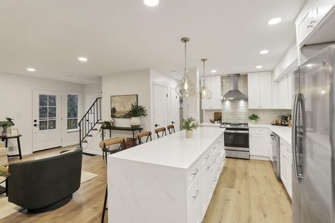 Photo of 4374 Scenic Drive, Columbus, OH 43214 (MLS # 226000620)