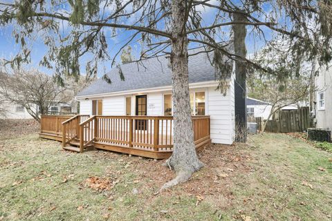 Tiny photo for 4374 Scenic Drive, Columbus, OH 43214 (MLS # 226000620)