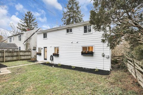 Tiny photo for 4374 Scenic Drive, Columbus, OH 43214 (MLS # 226000620)