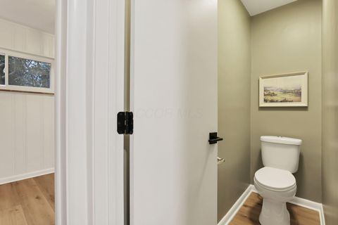 Tiny photo for 4374 Scenic Drive, Columbus, OH 43214 (MLS # 226000620)