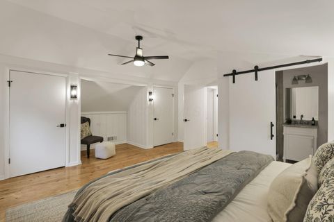 Tiny photo for 4374 Scenic Drive, Columbus, OH 43214 (MLS # 226000620)