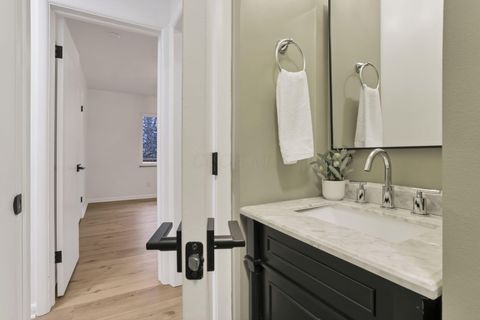 Tiny photo for 4374 Scenic Drive, Columbus, OH 43214 (MLS # 226000620)