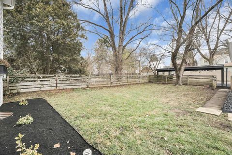 Tiny photo for 4374 Scenic Drive, Columbus, OH 43214 (MLS # 226000620)