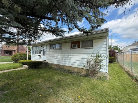 Homes For Sale - 848 E Mithoff Street<br/> Franklin County, Columbus, OH 43206
