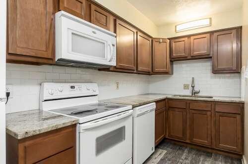 65 E 18th Avenue