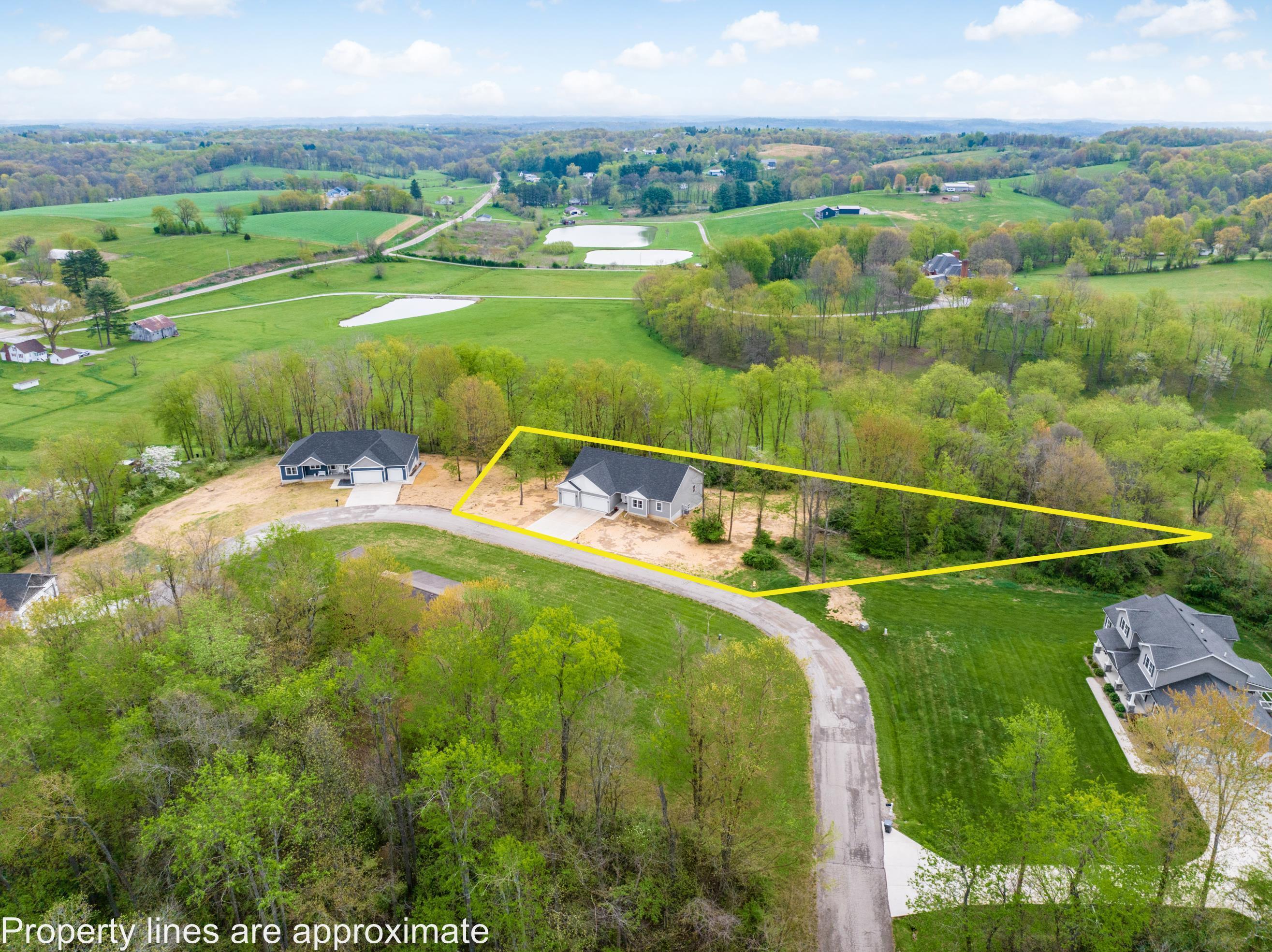 3010 Corbin Drive, Zanesville, Ohio image 46