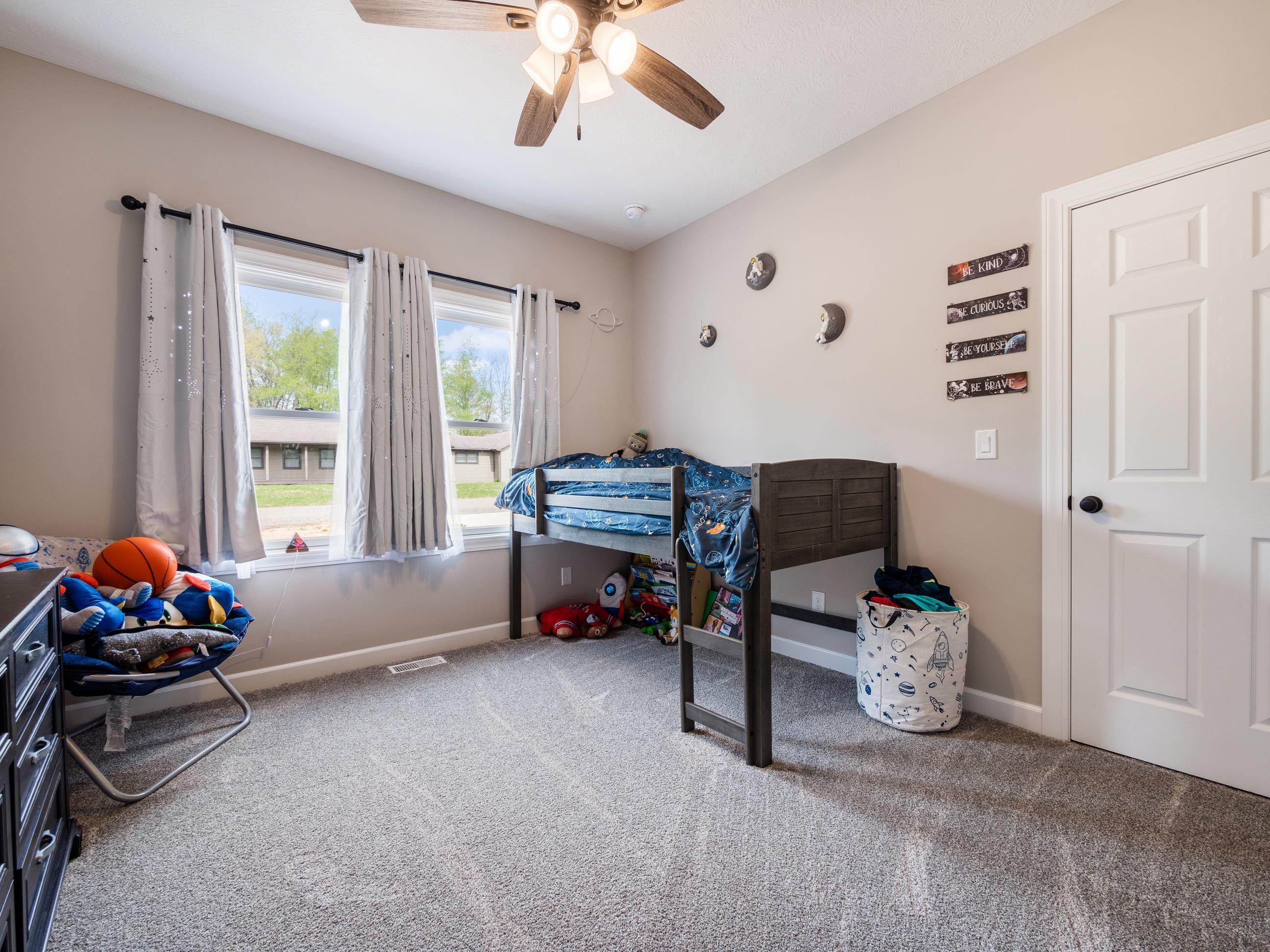 3010 Corbin Drive, Zanesville, Ohio image 24