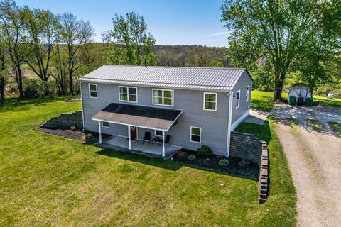 Photo of 4199 Hopewell Indian Road NW, Glenford, OH 43739 (MLS # 226013230)